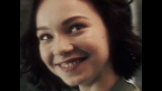 pip & ravi - strawberries & cigarettes смотреть онлайн