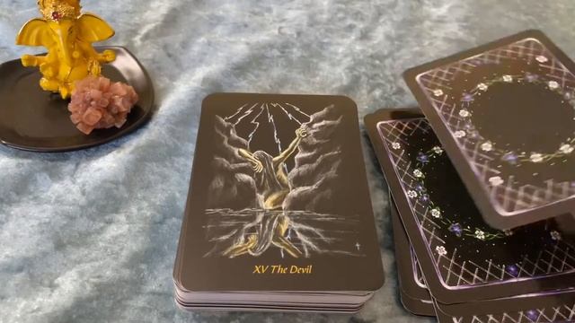 Twilight Realm : A Tarot of Faery смотреть онлайн