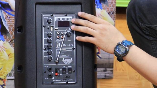 Mobile Box By dB Audio VersaBox 08 смотреть онлайн