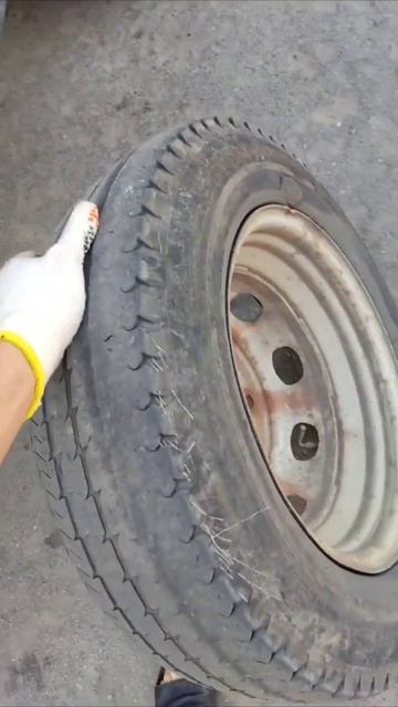 #газ#газель#трудовые будни водовоза # замена бессмертной резины по 3т иногда и по 6т вывозила 😀 смотреть онлайн