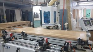 Сверлильно-пазовальный центр с ЧПУ MDK 4120D