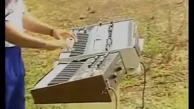 AZUL Y NEGRO Estoy Volviendo Loco 1981 смотреть онлайн