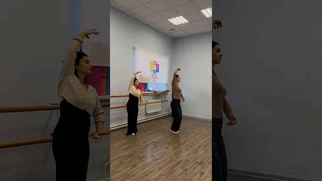 Танец невесты Ирина🤍 1 урок 💔 смотреть онлайн