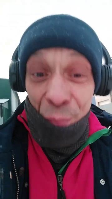 Хватай мешки вокзал отходит #актеры #поэзия #поэты21века #стихи #поэт #radiovanya #современнаяпоэзи смотреть онлайн