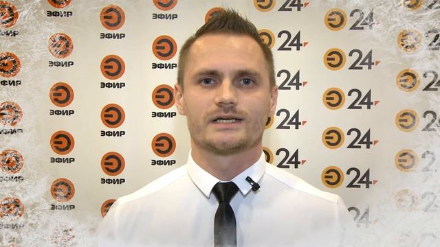 НОВОГОДНЯЯ ПОЭЗИЯ Роман Родин