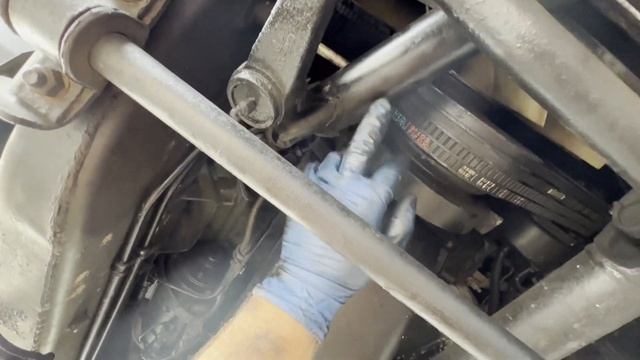 HUMMER H1 HUMVEE Replacing Steering Tie Rods, Idler Arm, Pitman Arm смотреть онлайн