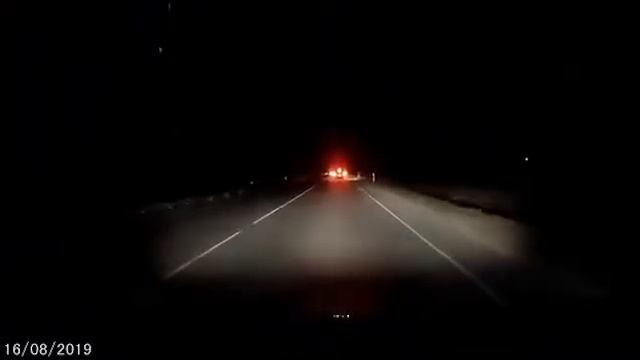 В Италии упал метеорит ☄️ смотреть онлайн