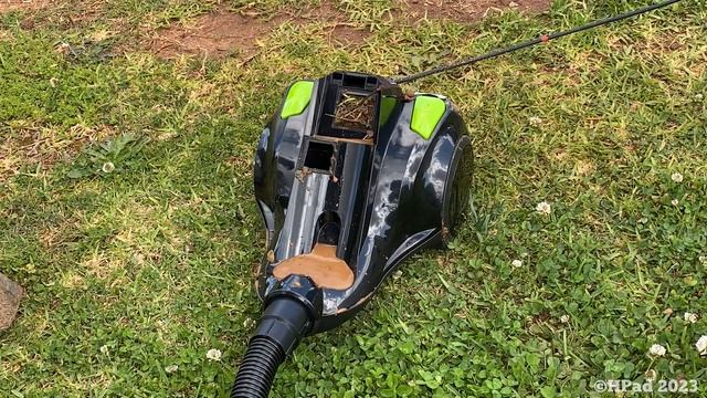 Bissell Zing Canister Vacuum Cleaner Destruction (Full) смотреть онлайн