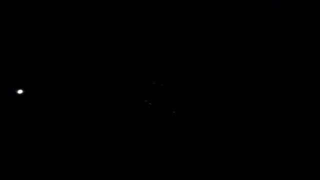 UFO fleet in the Netherlands Флот НЛО в Нидерландах смотреть онлайн