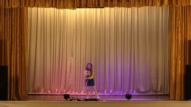 Злата ОСІПОВА - солістка зразкового вокального ансамблю "Феєрія" смотреть онлайн