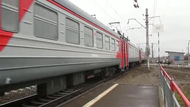 Электропоезд ЭР9ПК 239/63 смотреть онлайн