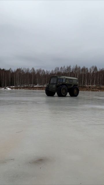 Дизельный БРо на льду смотреть онлайн