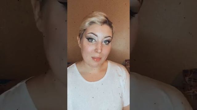Ульяна Павлова в прямом эфире 04.02.2021. Вопросы про сексшоп. смотреть онлайн