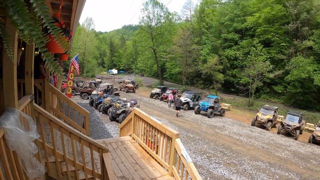 WV SXS RIDERS hanging out at Outlaw Bar & Grill смотреть онлайн