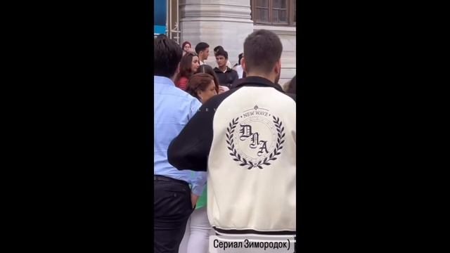 Yalı Çapkını 42.Bölüm Kayayla Suna Caddede Çok Büyük Kavga Ediyorlar-Kamera Arkası Videosu смотреть онлайн