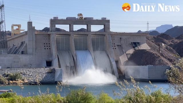 Davis Dam Spillway Test - April 12, 2022 смотреть онлайн