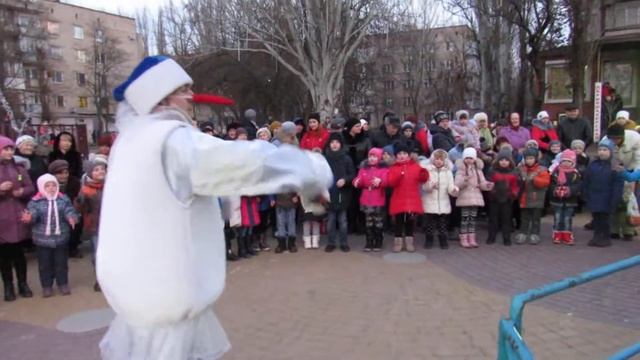 Открытие елки на микрорайоне (Мелитополь)