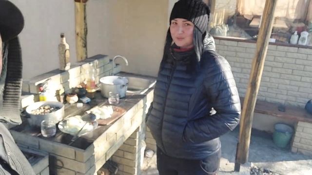 Рёбрышки с картошкой, грибы и лук в Казане!