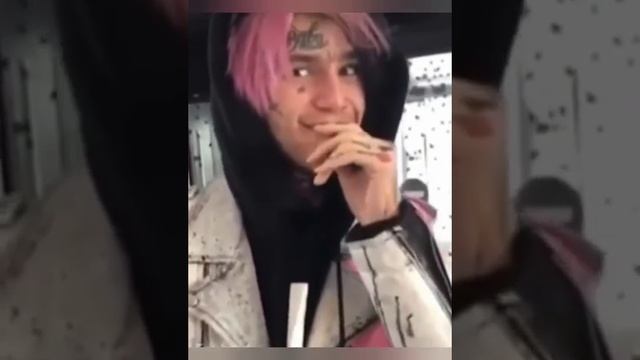 ДЛЯ ВАС НЕСКОЛЬКО КОНЦЕРТОВ LIL PEEP-и классные моменты.😍🥰😞 смотреть онлайн