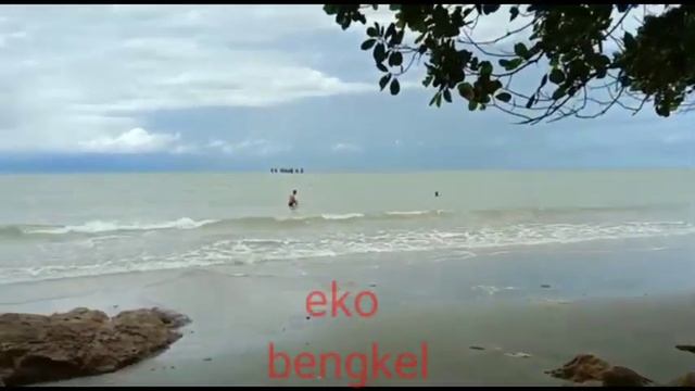 Keindahan pantai madani sungai loban,TANAH BUMBU смотреть онлайн