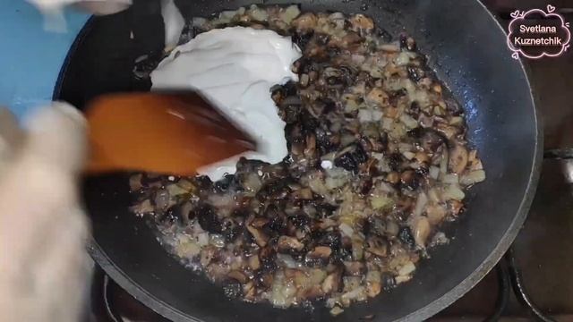 печена картопля фарширована грибами