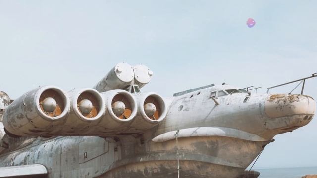 The Gigantic Russian Ekranoplan смотреть онлайн