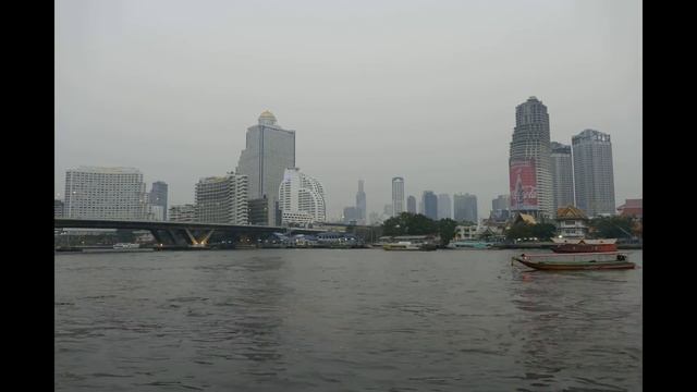 Bangkok riverside sunset from the IBIS hotel смотреть онлайн