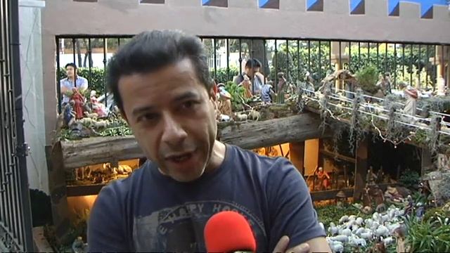 Desde hace 50 años convierten su casa en Belén смотреть онлайн