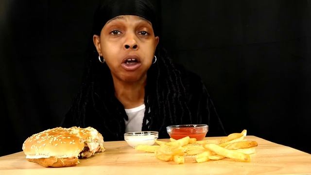 BURGER KING|EAT WITH ME|MUKBANG смотреть онлайн