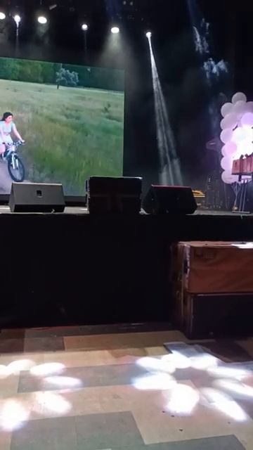 Карина Кьют - Голубые небеса #каринакьют #хит #ммтв #небо #музыка #поп #голубыенебеса #топ #тикток смотреть онлайн