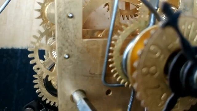 #1924 Mechanical German table clock by Friedrich #Mauthe #antiqueclocksdepot #blackforestclocks смотреть онлайн