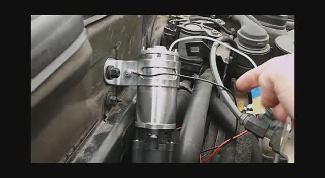 Дополнительная помпа в систему охлаждения двигателя на автомобиле смотреть онлайн