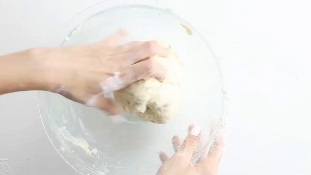Vegan Rosemary & Parmesan Biscuits смотреть онлайн