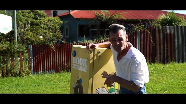 GRANITY ON THE ROCKS BUS STOP смотреть онлайн