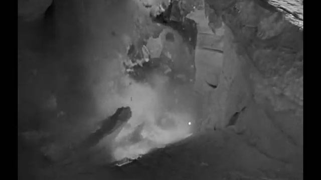 атомный гриб Чудовище с глубины 20000 морских саженей