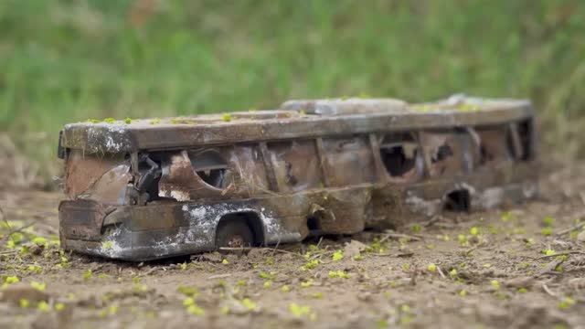 Реставрация игрушечного автобуса Scania!!!