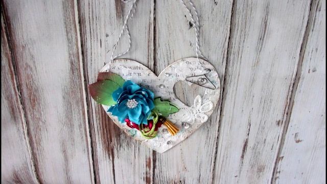 Vintage Beauty Kit Heart Wall Hanging Mixed Media Project from Maya Road смотреть онлайн