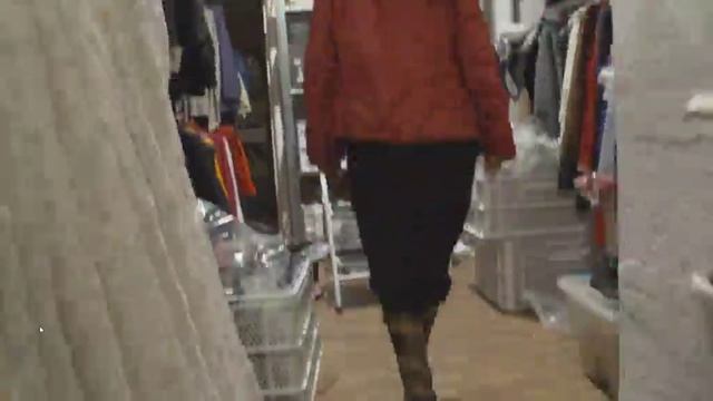 De Compras (la Ropa). Subtitulado. A2.
