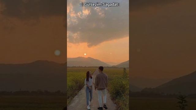 Қазақша поэзия: Дос болып қалғым келеді...💔 | Рахат Әбдірахманов | Gulsezim Sagadat смотреть онлайн