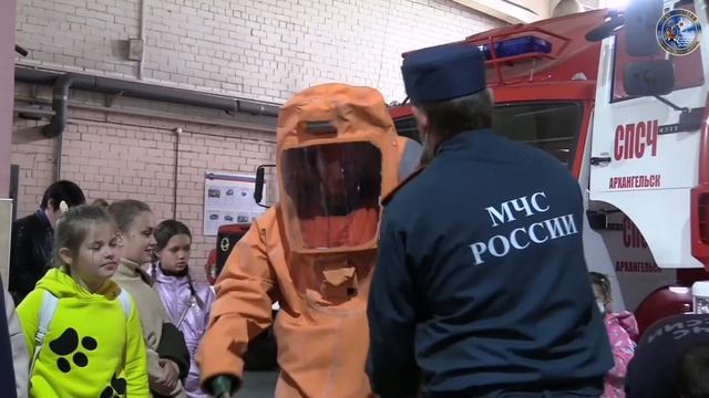 Учащиеся спортивной школы «Каскад» познакомились с профессией пожарного смотреть онлайн