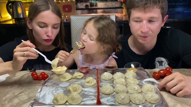 МУКБАНГ ХИНКАЛИ ИЛИ НЕ ХИНКАЛИ | НАС ПОКАЗАЛИ ПО ТВ | mukbang Russia смотреть онлайн
