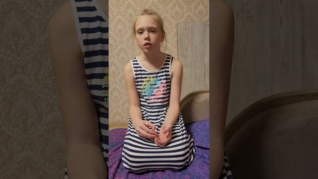 Варвара Лещенко.  стихотворение Девочка из блокадного Ленинграда