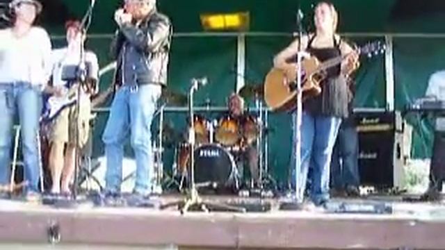 Chickenstock 2011, Lisa and the Lemmings смотреть онлайн