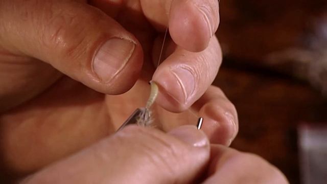 Oliver Edwards Tying The Hydropsyche Larva Fly Pattern