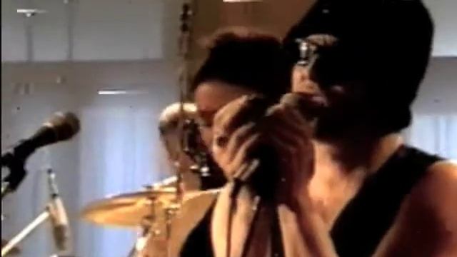 Lenka Dusilová and Secretion - Sometimes (2004) смотреть онлайн