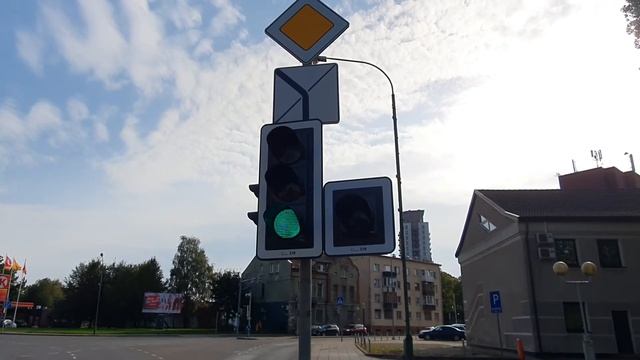 Klaipėda, Minijos - Pilies - Sausio 15-osios g. šviesoforai (1) Papildoma sekcija į dešinę смотреть онлайн