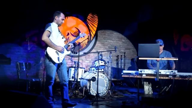 2015 08 13    Хамелеон в Норе