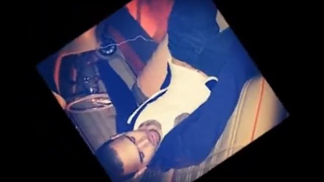 Rihanna Ft. Chris Brown - Nobody's Business (lyrics)