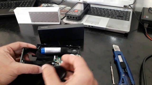 Edifier MP120 por dentro e com potência aferida! смотреть онлайн
