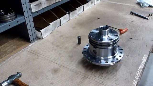 Hand assembly of an OX Locker смотреть онлайн